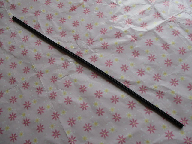 トヨタ C-HR ZYX11 TOYOTA C-HR / TMP グラファイトワイパーラバー ( フロント 運転席側 RH 右側 ) V98NDW651 ( 8.6mm幅 650mm ) 1本です拍卖