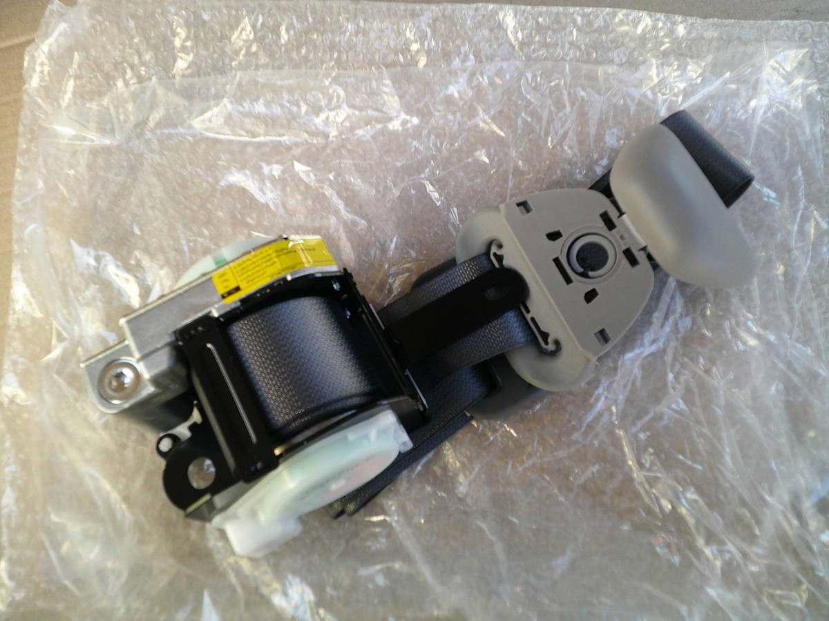 HINO 未使用保管品 純正シートベルト 7320-3220-B1 BELT ASSY FR S拍卖