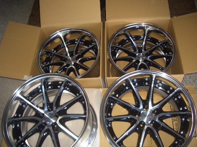 WORK ワーク 超深リム10J 11,5J プリウス 86GR86 オーバーフェンダーサイズ リバティヴォーク ブリスターに拍卖