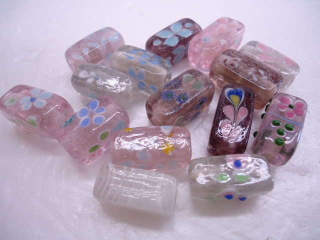 【KCM】ビーズ-78★新品★とんぼ玉☆フラワーペインテッド ビーズ 四角柱 15個 クリア系 ガラス/アクセサリーパーツ/ハンドメイド素材拍卖