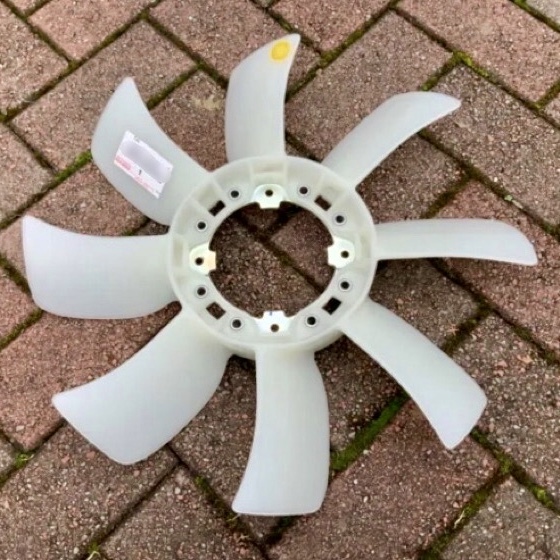 【未使用・希少】トヨタ 純正品 ランクル80 ラジエーターファン FJ80,FZJ80,HDJ81,HZJ81 1990/01-1998/01拍卖
