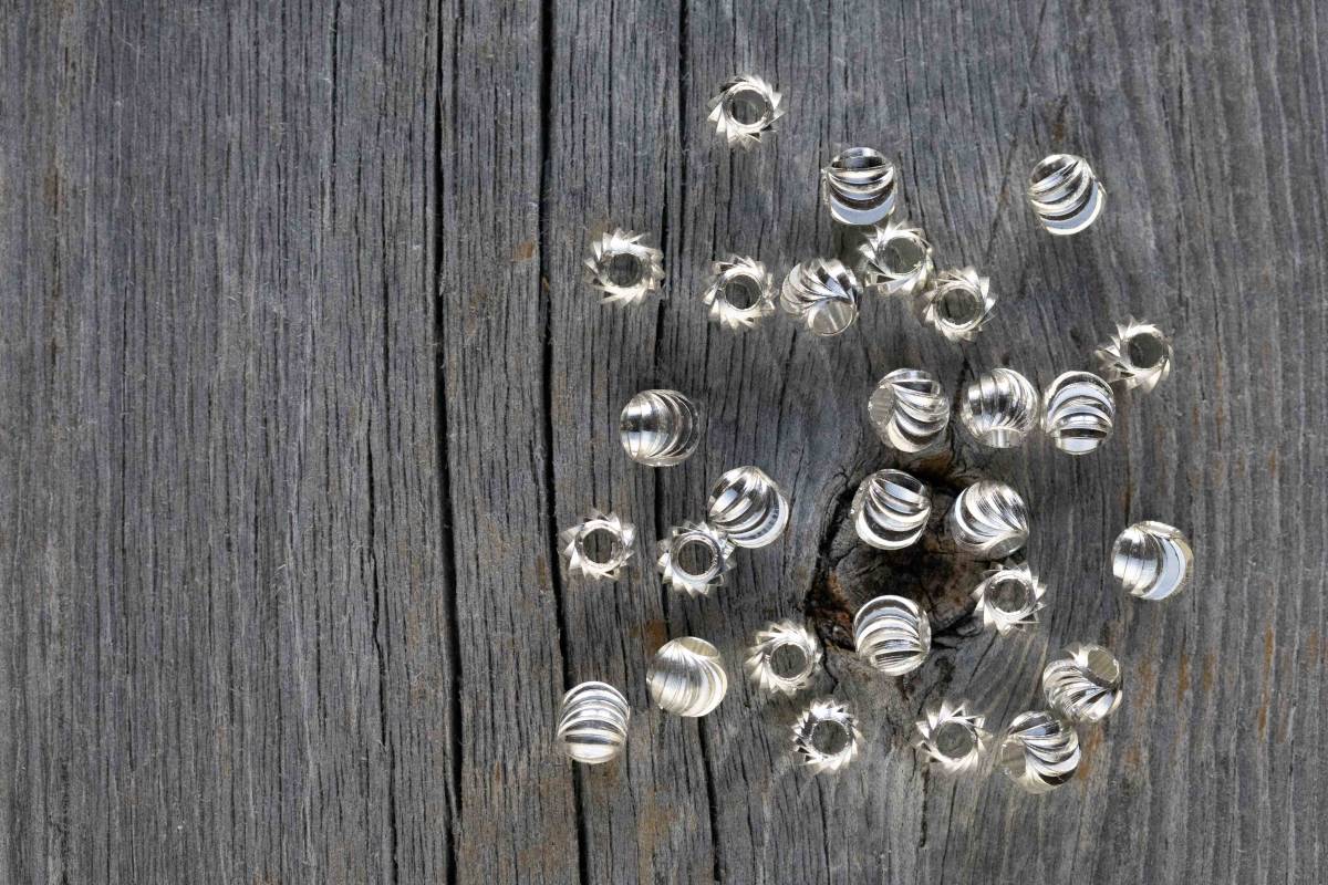 *Brass beads C拍卖