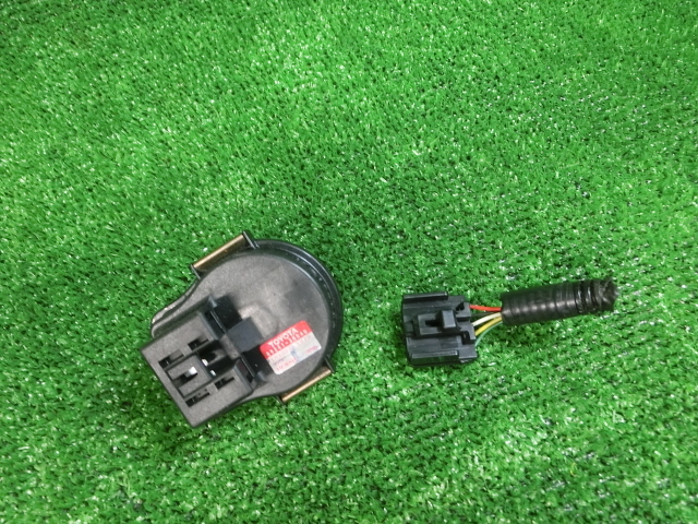 トヨタ純正 TEMS/テムス コントロールモーター アクチュエーター 89241-30040 ③ GRS180 GRS182 USF40 UCF30 UCF31 GRX120 GRX130 URS206拍卖