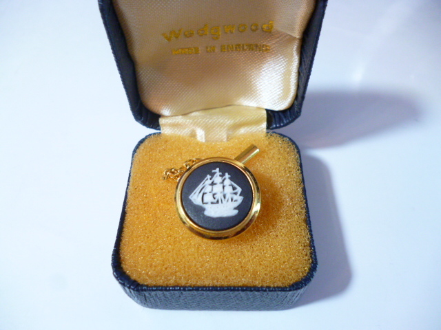 《WEDGWOOD》 ウェッジウッド タイタック Ω ダイバー イングランド タイピン ピン ブローチ拍卖