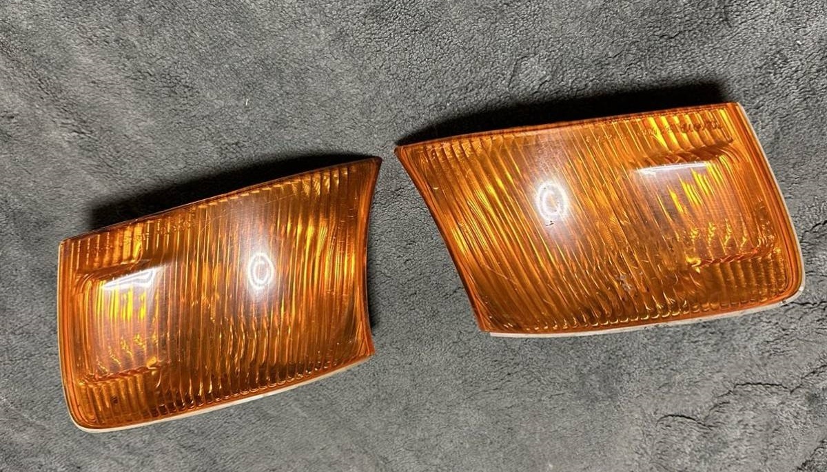 ■新品■トヨタ純正JZX100 チェイサー ツアラー系用フロントコーナーレンズ 左右セット拍卖