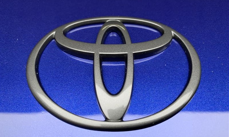 ■新品未使用■JZA80 スープラ フロントバンパー エンブレム拍卖