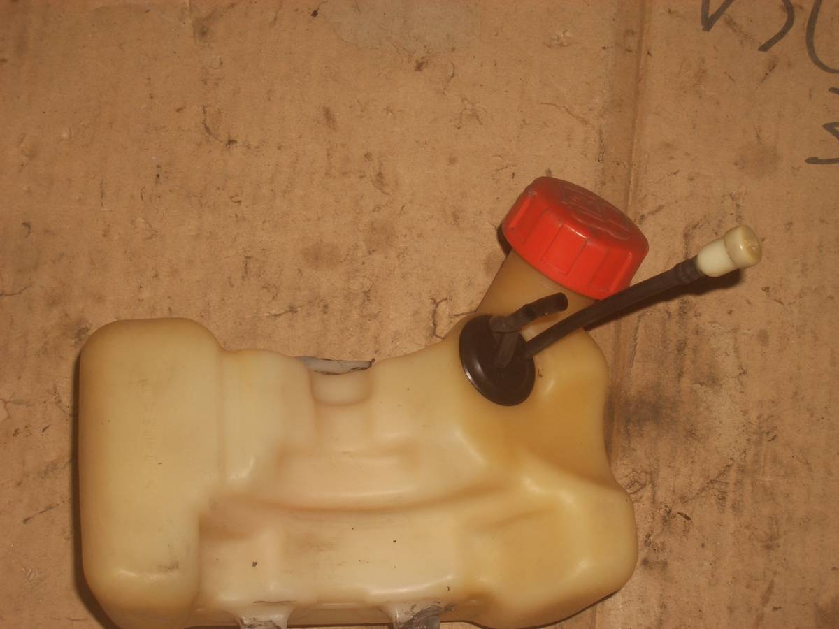 共立 刈払い機 SRM200U その3 燃料タンク拍卖