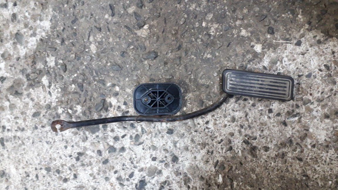 KP61 スターレット アクセルペダル No.22拍卖