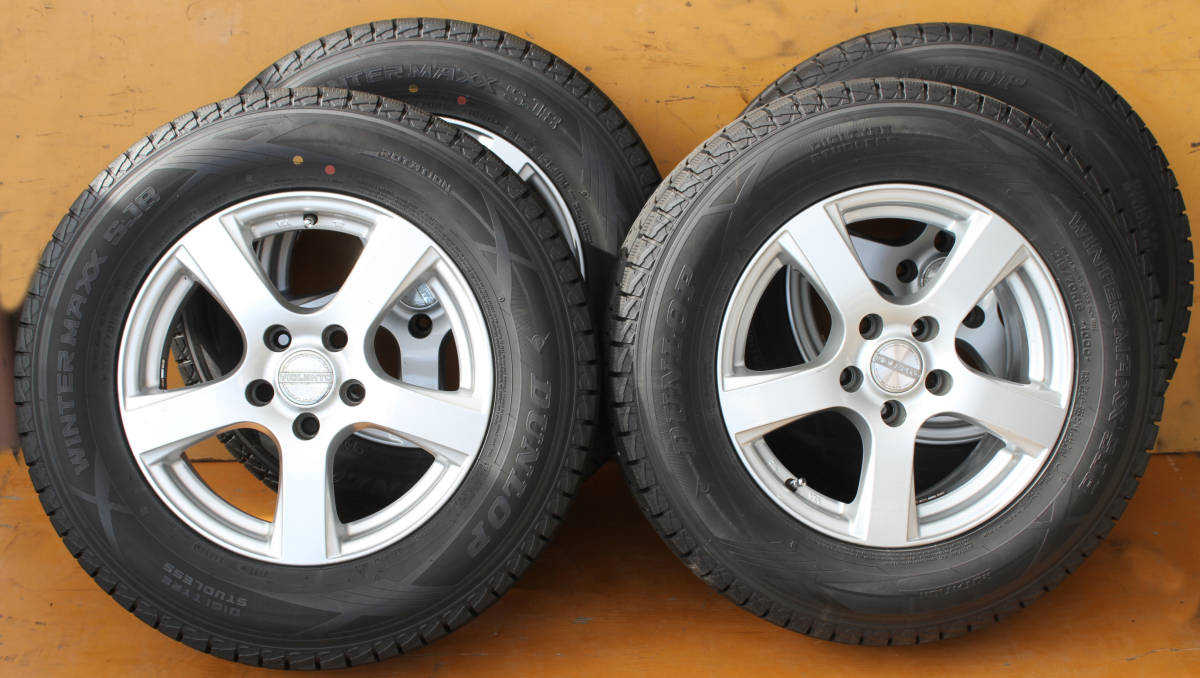 16インチ スタッドレスタイヤ+社外アルミホイール 4本セット☆ダンロップ SJ8 215/70R16 2017年製 PCD114.3 4孔 バリ山拍卖