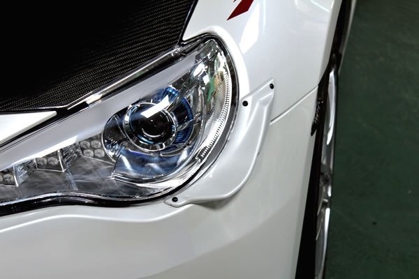 ガレージベリー BRZ ZC6 前期 キャストカナード 白ゲルコートFRP 未塗装 品番:30-3008 GARAGE VARY VARY ベリー拍卖