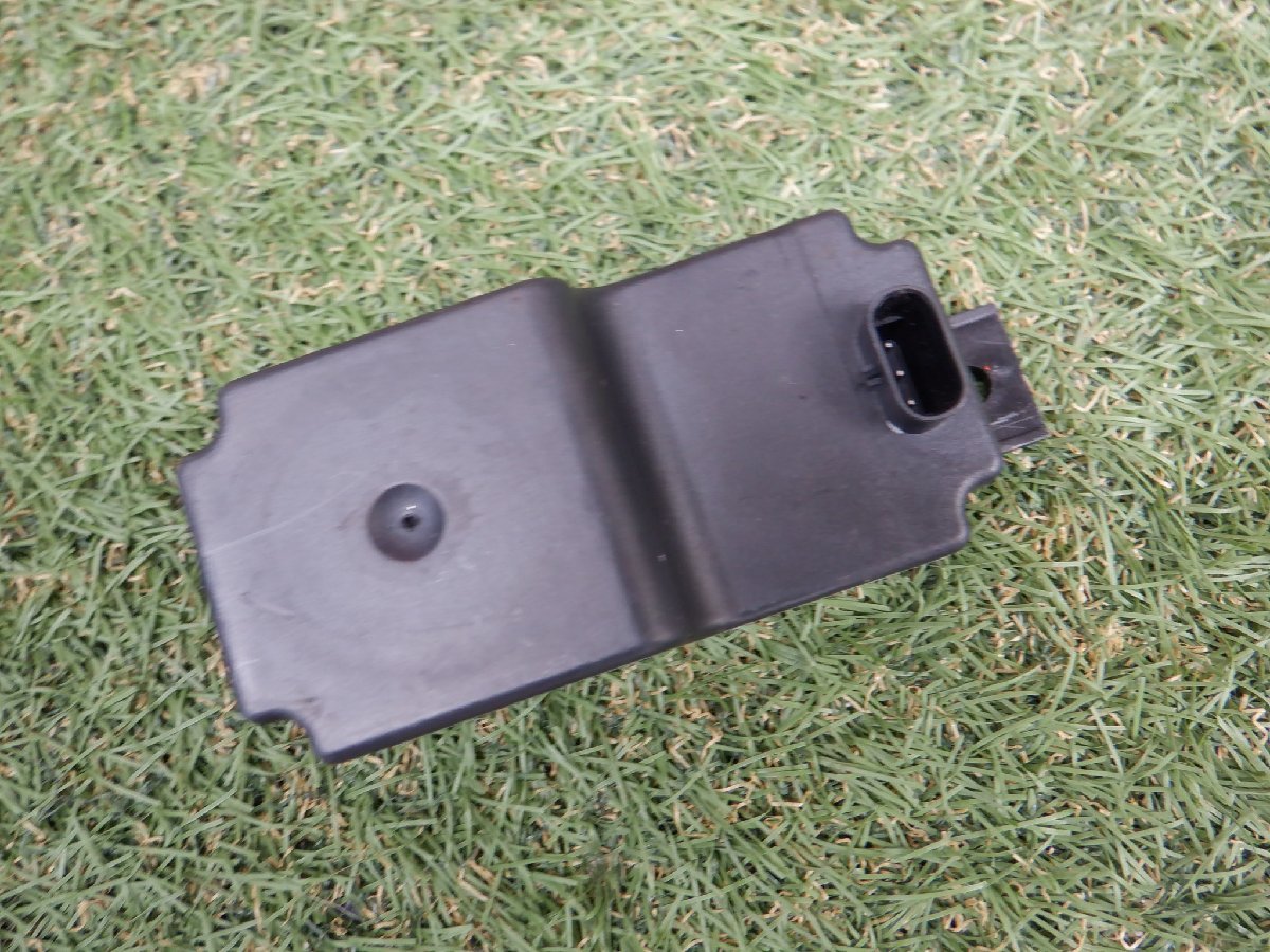 ベンツ純正 W205 Cクラス W213 Eクラス W222 Sクラス バックアップバッテリー トランス 電圧 コンバーター A2059053414 m-22-10-870拍卖