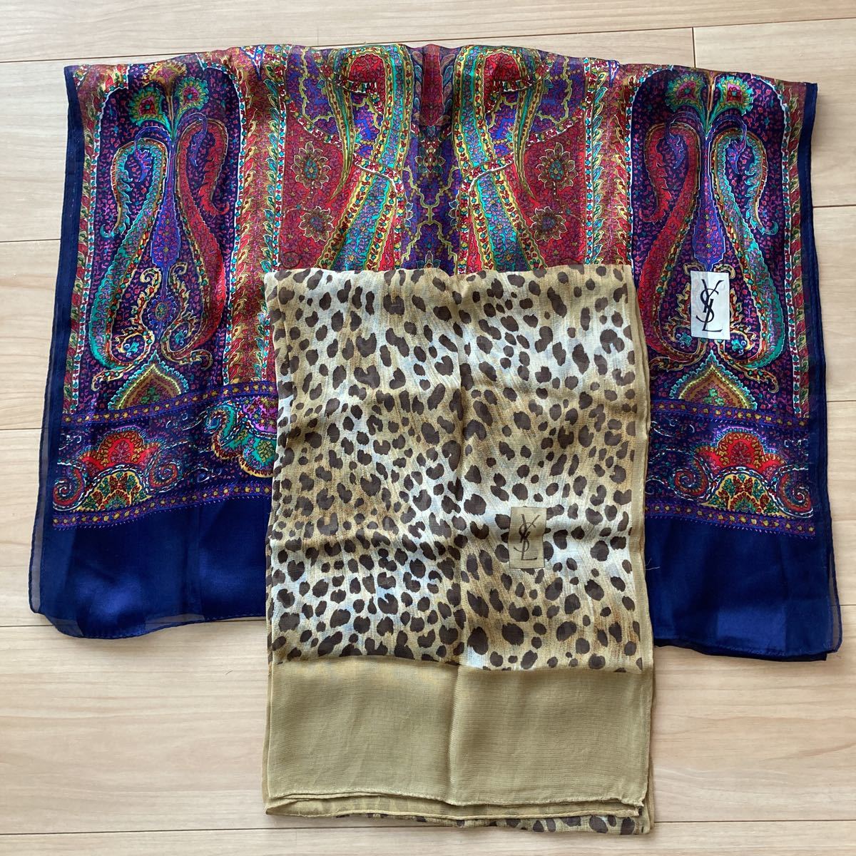 サンローラン SAINT LAURENT ストール スカーフ ブルー 光沢 ストライプ ヒョウ柄 絹 シルク 縦長 長方形 2点拍卖
