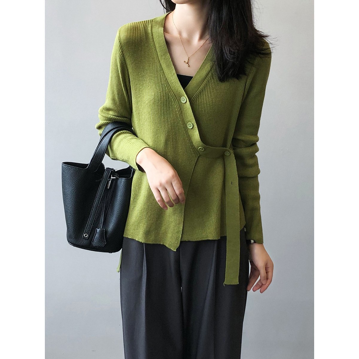 PYD1942★秋新作 ィース トップス ライトり 前開き カーディガン レデ長袖 無地 おしゃれ 通勤 薄手 グリーアウター ニット 羽織り ゆった拍卖