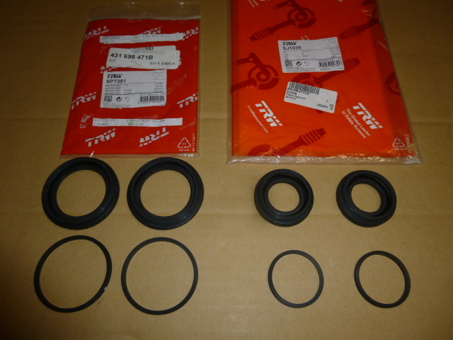 GOLF2GTI 16VALVE用ブレーキキャリパーシールセット新品1台分TRW製/1989年途中~拍卖