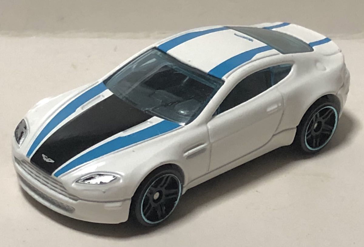 レア ラスト 2005 Aston Martin Vantage AJ-V8 4.3 DOHC アストンマーチン バンテージ Mark Jones 2016 Mild To Wild White ホワイト 絶版拍卖