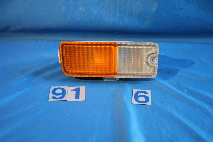 K-241-1 三菱 純正 H56A パジェロミニ 右ウインカーレンズ コーナーランプ ICHIKOH 3382拍卖