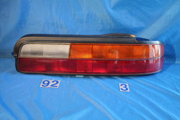 K-255-1 希少・日産純正 S13 シルビア 右テールランプ テールライト IKI 7243 IKI 4426拍卖