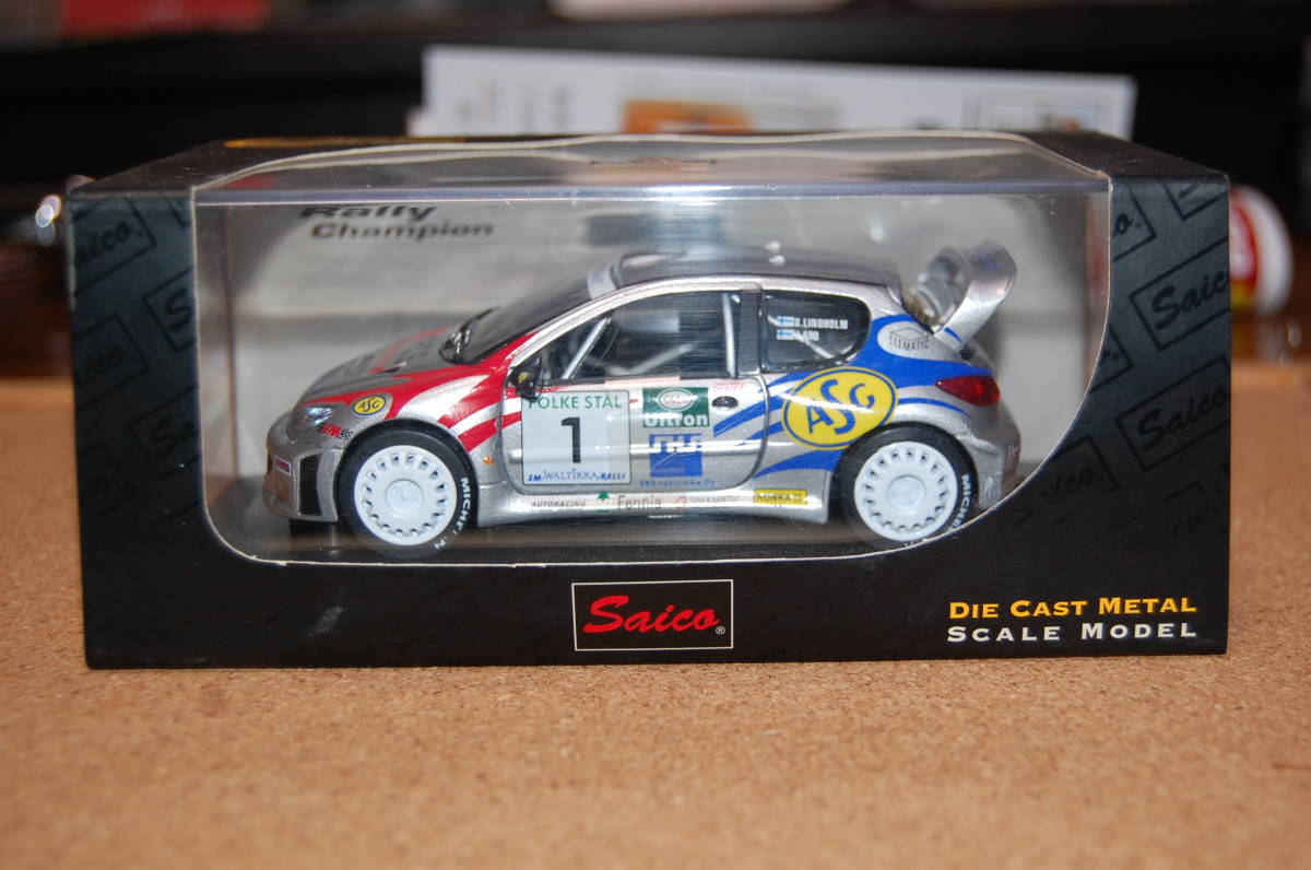 ★☆プジョー206WRC ダイキャストモデル(2001年フィンランドラリー仕様)☆★拍卖