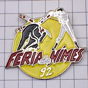 ピンバッジ・ニームの闘牛士と黒牛◆フランス限定ピンズ◆レアなヴィンテージものピンバッチ拍卖