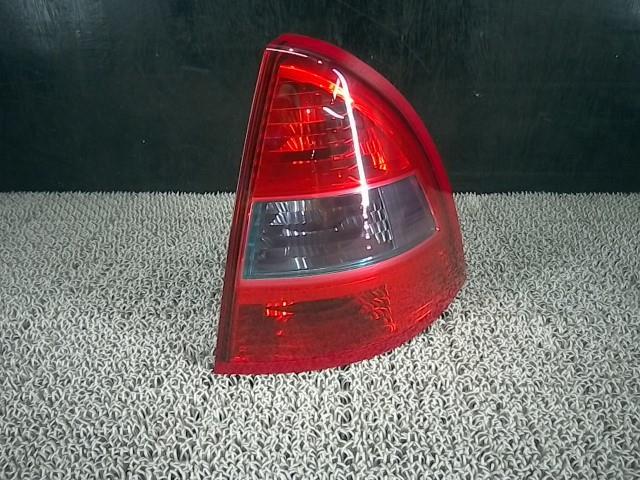 ☆シトロエン C5 X3RFJ 右テールランプ Valeo RD-S102,89034070 X31 ヴァレオ拍卖