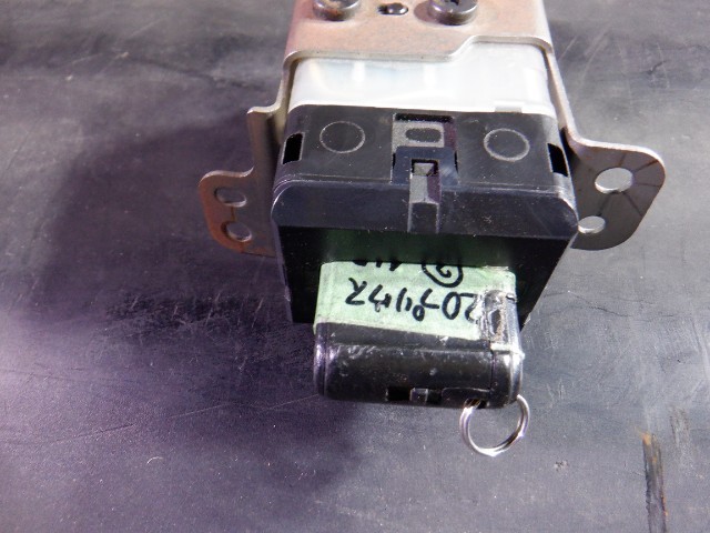 HD206 NHW20 プリウス 純正 メイン キー ユニット メインキー 付き 39488拍卖