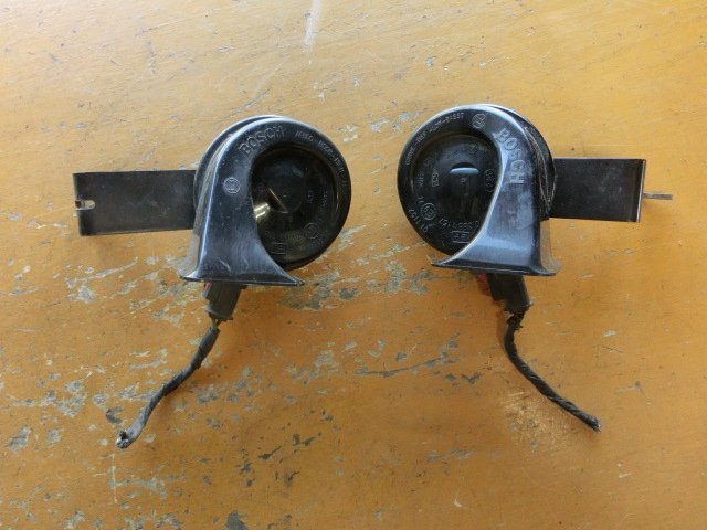 チェロキー ホーン 平成14年 GH-KJ37 高.低音 クラクション 02y 10.7万km リミテッド 即決あり 拍卖