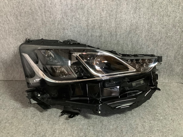 3923-Z2-2 レクサス IS 200t ASE30 中期 ヘッドライト LED 右  ☆拍卖