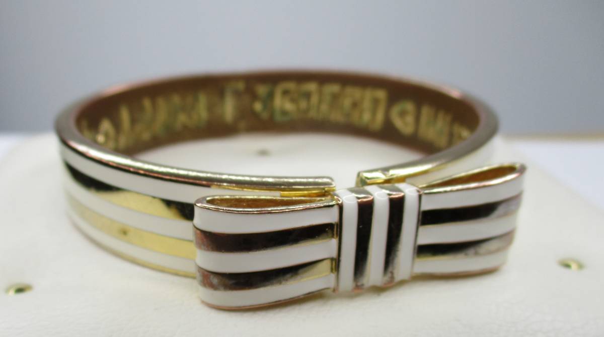 B-22 COACH コーチ リボン バングル ブレスレット ホワイトとゴールド拍卖