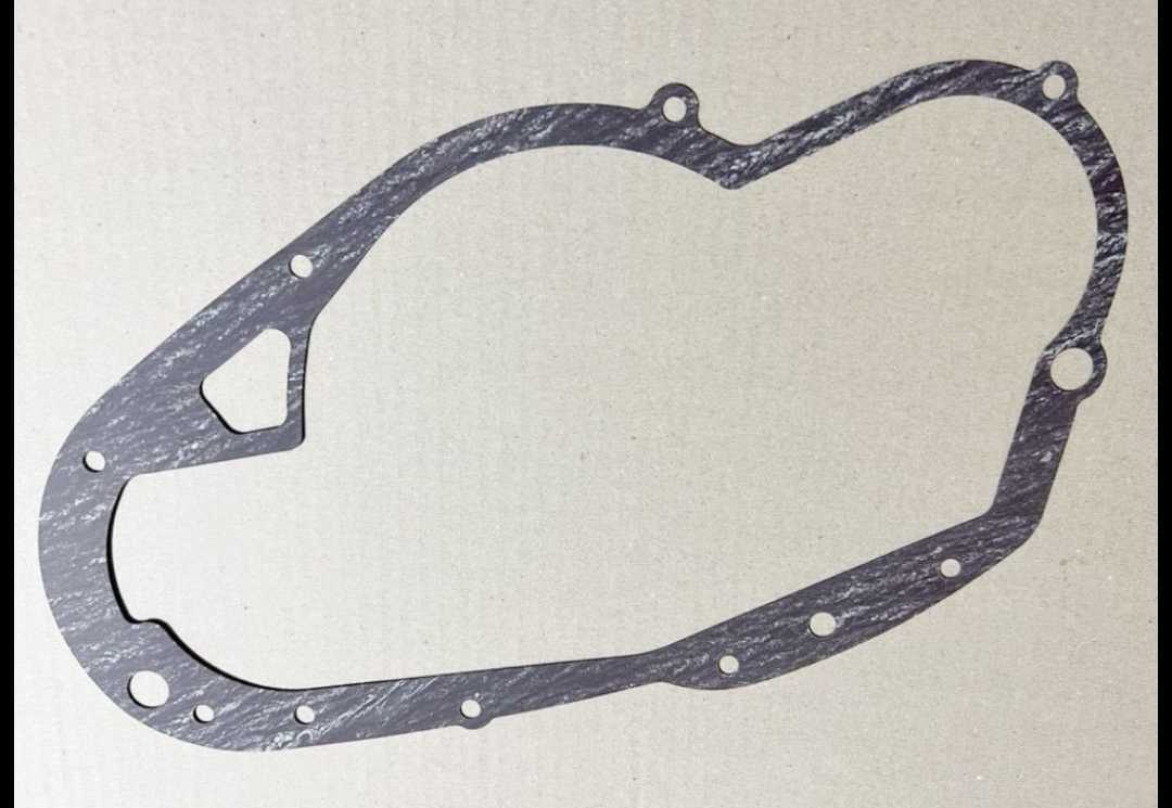 ペイ送料無料SUZUKI GT380 クラッチカバー ガスケット 右側 クラッチ ガスケット メーカー廃盤拍卖