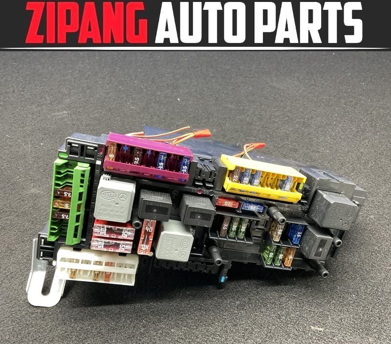 MB200 W212 E250T CGI BE 前期 リア SAM/サム ヒューズ/リレー ボックス ◆212 900 42 01 ★エラー無し ○拍卖