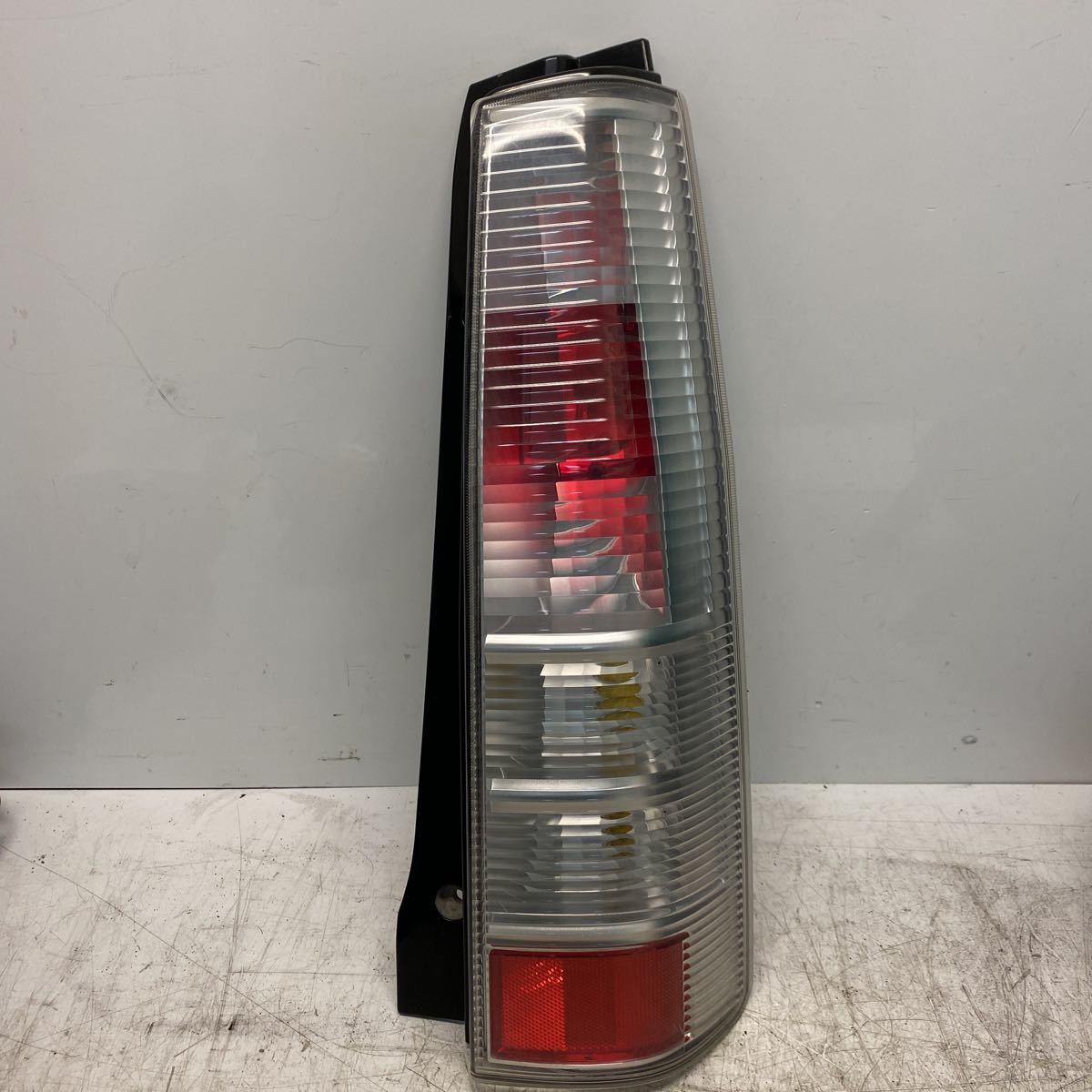 ★ススギ ワゴンR★右テールランプ/TOKAIDENSO35603-58JA/YC701拍卖