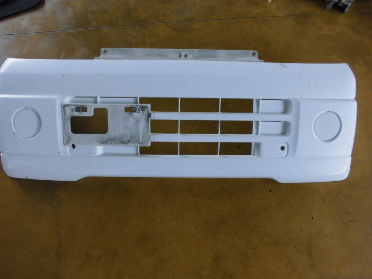 H14 ミツビシ ミニキャブV U62V フロント バンパー W09 シロ 中古品 U61V拍卖