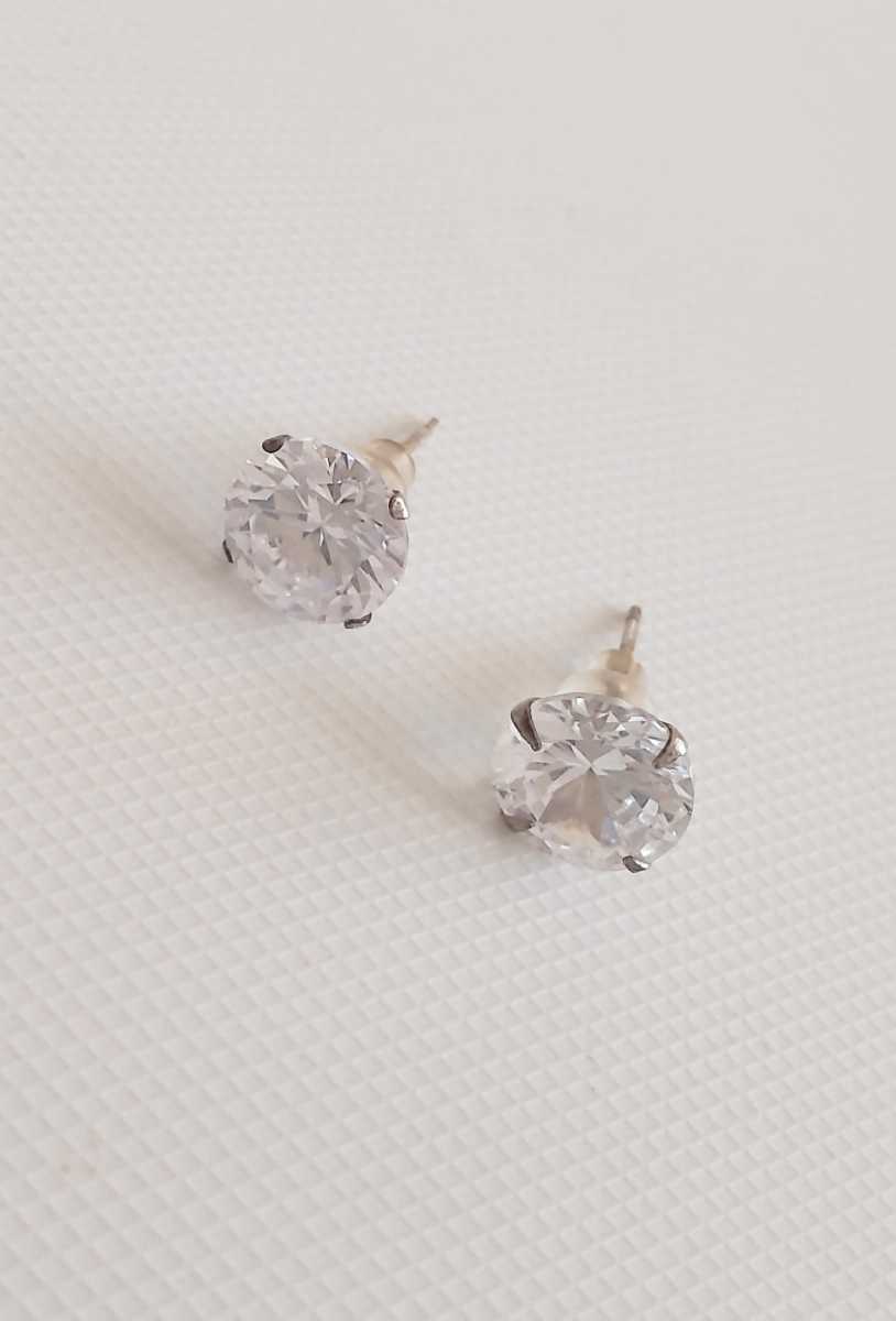 新品未使用 クリアーストーン Silver925 シルバー キュービックジルコニア スタッドピアス拍卖