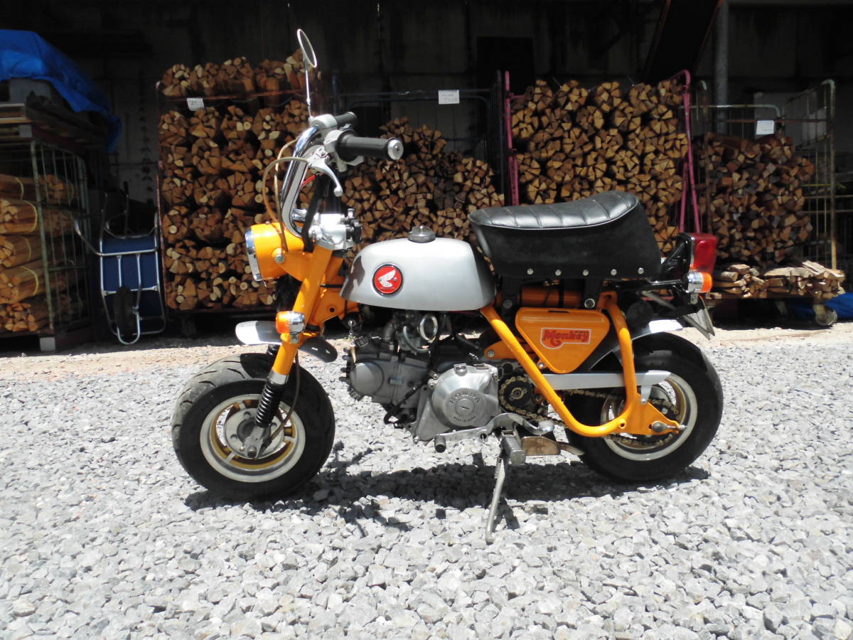 愛知の薪屋 ホンダ モンキーZ50A 両手ブレーキ ジョルカブ125cc 遠心4速エンジン搭載 ステンレスボアアップ用マフラー拍卖