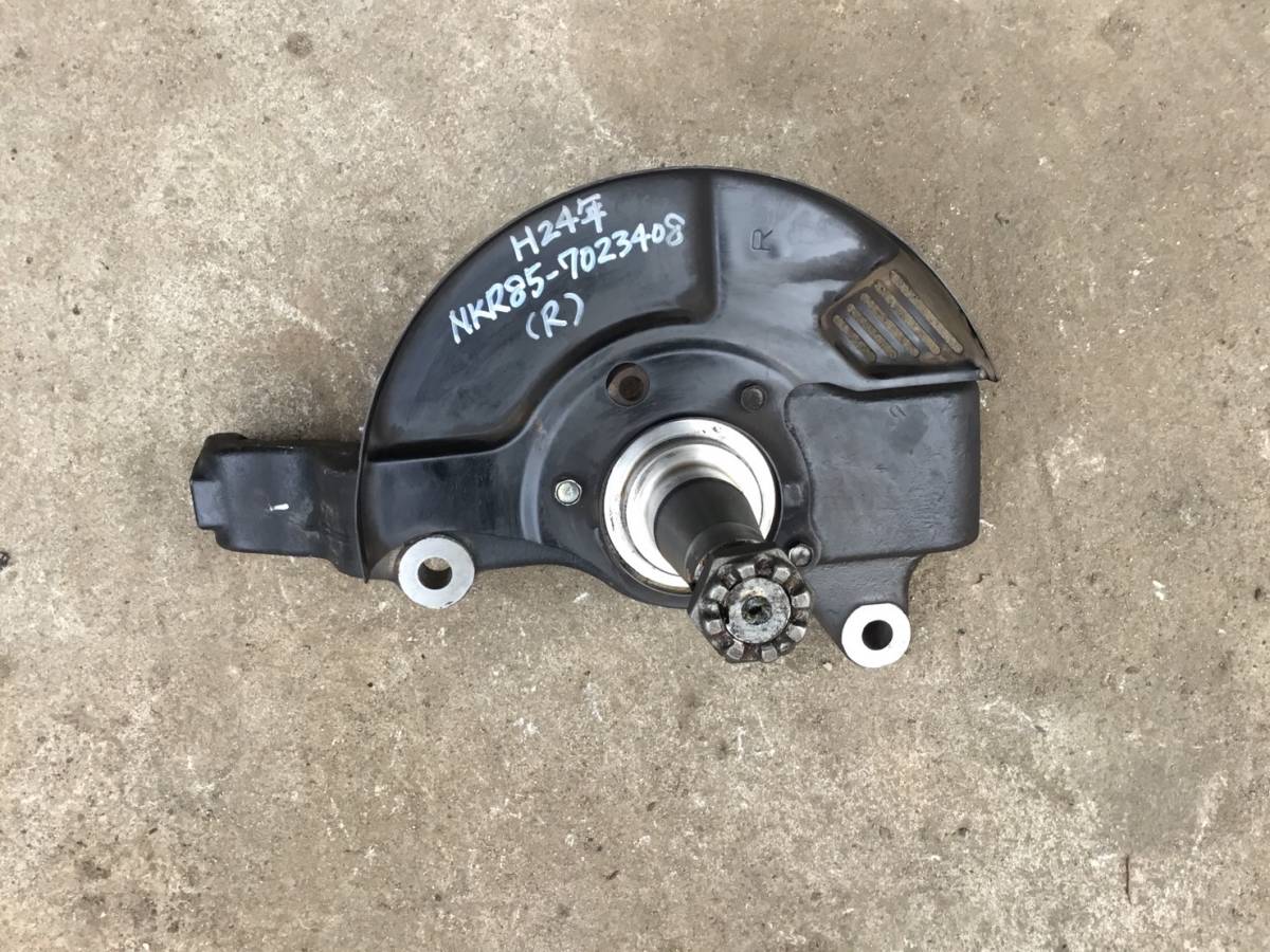 NKR85 H.24年 エルフ フロント ナックル (R) X2 221101 即日発送可 ヤフオク イスズ 10k 140~160s拍卖