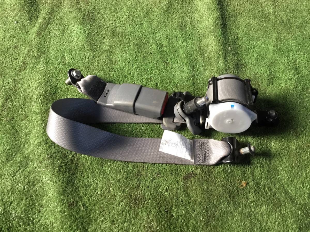 NPR88Y 2020年 エルフ ワイド 助手席側 シートベルト & キャッチ C2 221121 即日発送可 ヤフオク 60s拍卖