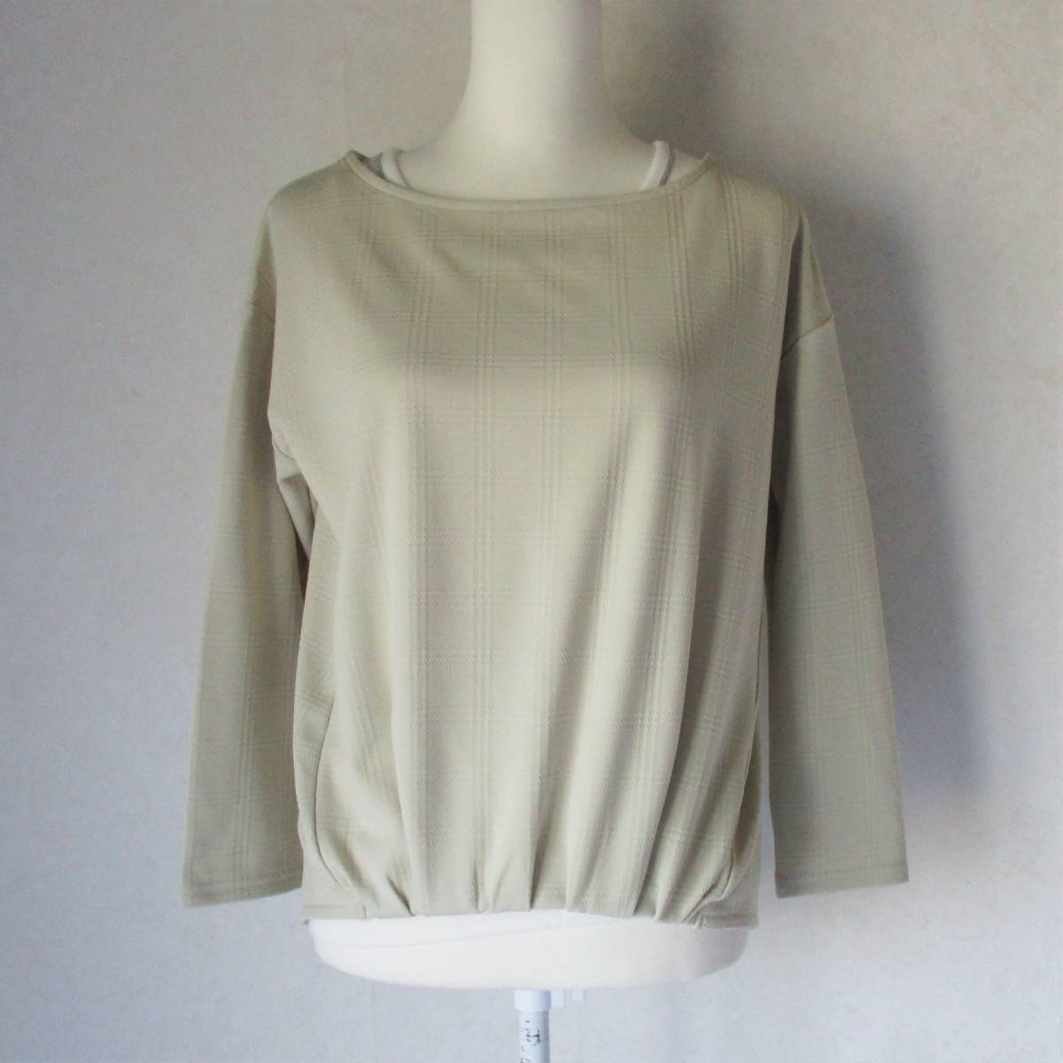 ☆新品☆価格2990円+税☆pink adobe ピンクアドべ☆裾タックプルオーバー+タンクトップ2点セット size M グレージュ拍卖