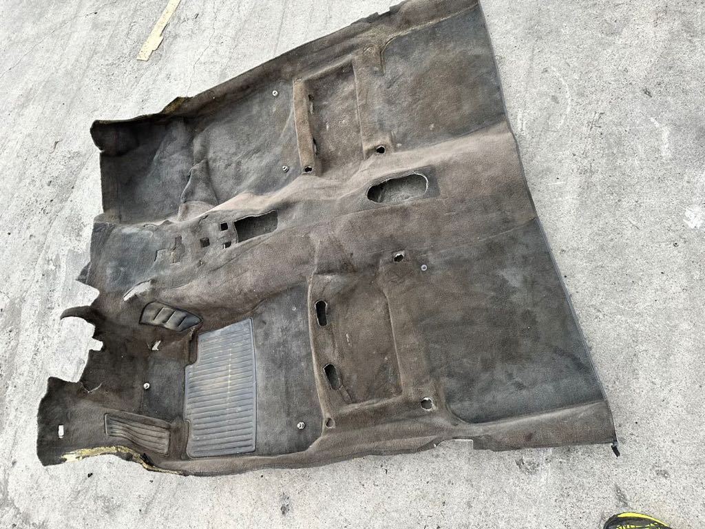 BMW 5シリーズ E28 533i フロアカーペット E-D533拍卖