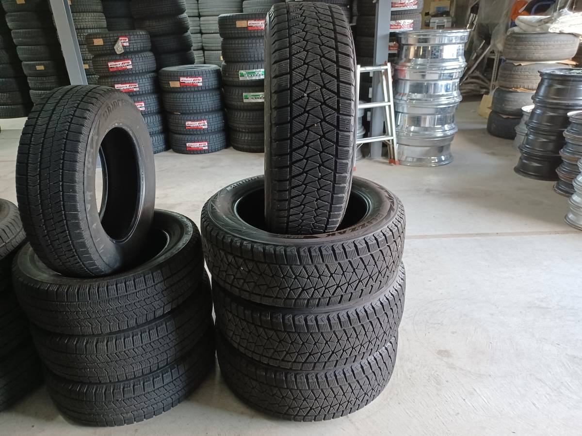 225/60R18 ブリヂストン ブリザック DM-V2 8山 No.82拍卖