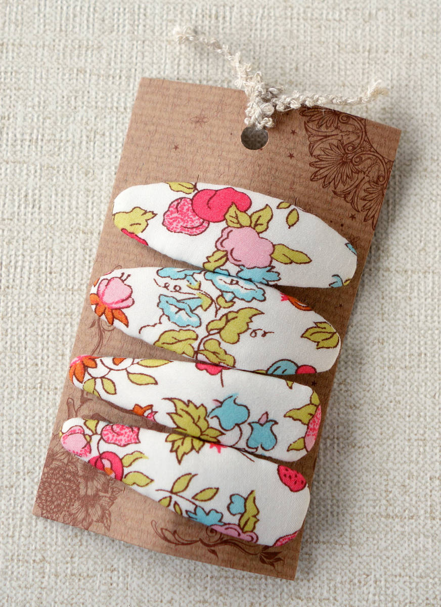 ★ ハンドメイド リバティプリント使用 小花柄5㎝パッチンピン ナンシーアン ピンク&ブルー ★拍卖