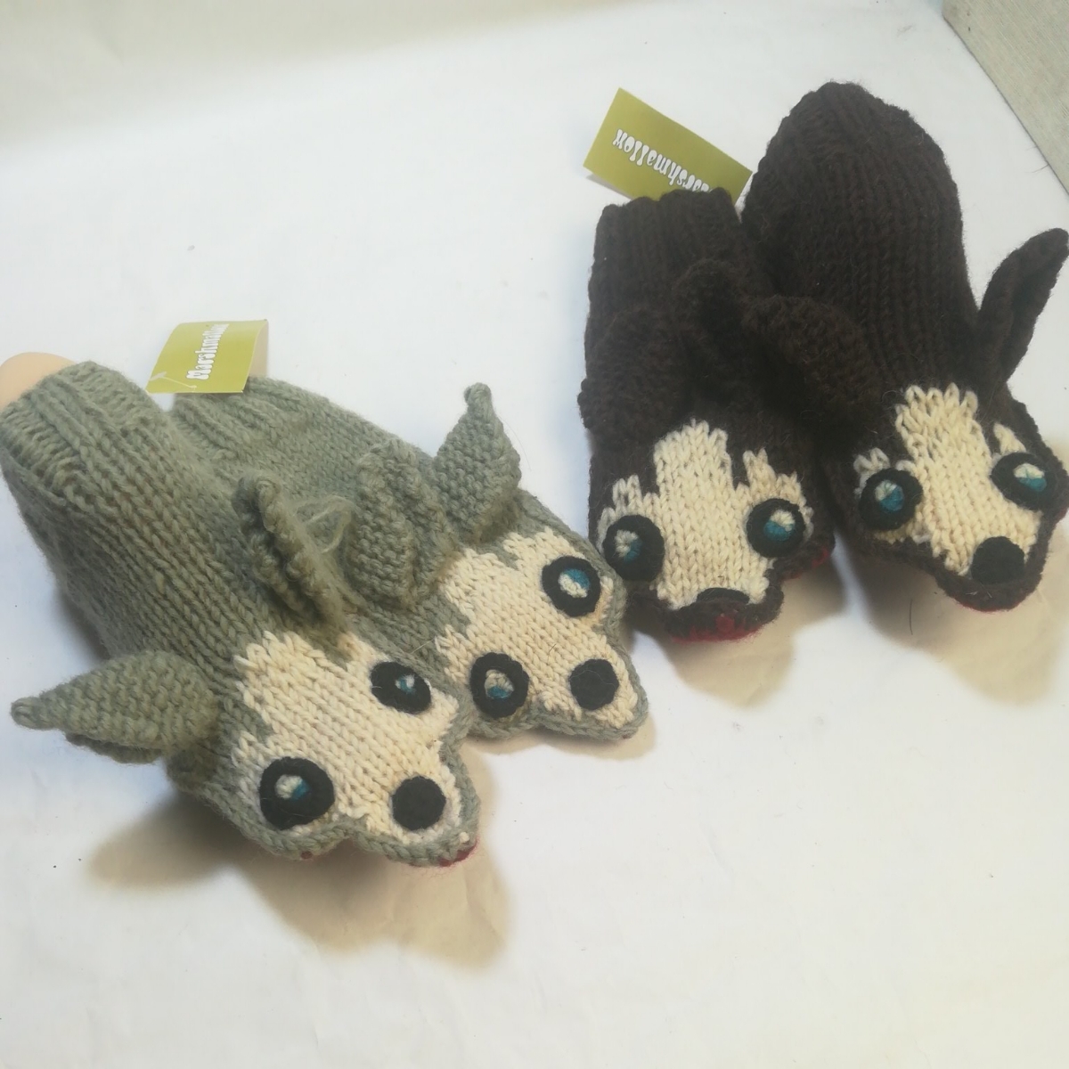 ハンドメイドウールアニマルグローブハスキー犬2色手袋ミトン手編みハンドニット送料無料 ニュージーランドウール100%フリーサイズ 拍卖