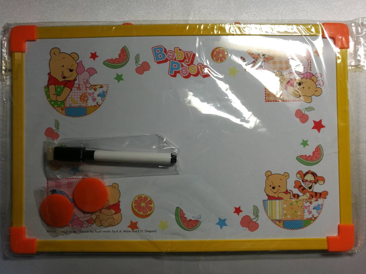 中古品 くまのプーさん ホワイトボード&マーカー&マグネットセット拍卖