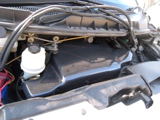 ☆E51 エンジンカバー カーボン☆MISSION拍卖