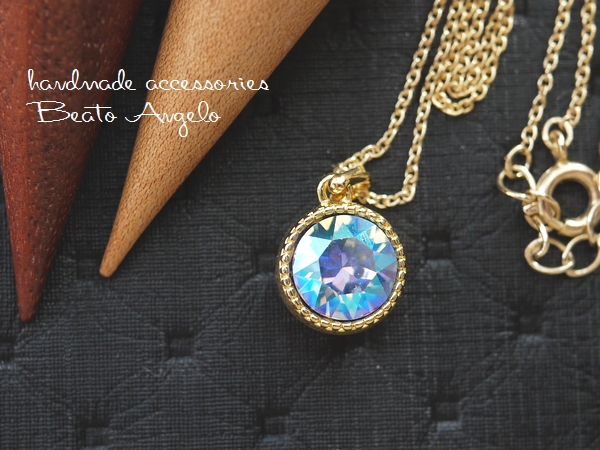 ◇◇+angelo+スワロフスキー 1088のネックレス(n-092)ライトサファイヤシマー G シンプル 一粒 ライトブルー 冬 ※在庫限り拍卖