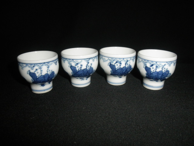 @@@ 昭和レトロ 鍋島焼 鍋島 ぐいのみ 食い呑み 義平の銘 酒器 4個 レトロ 古民具拍卖