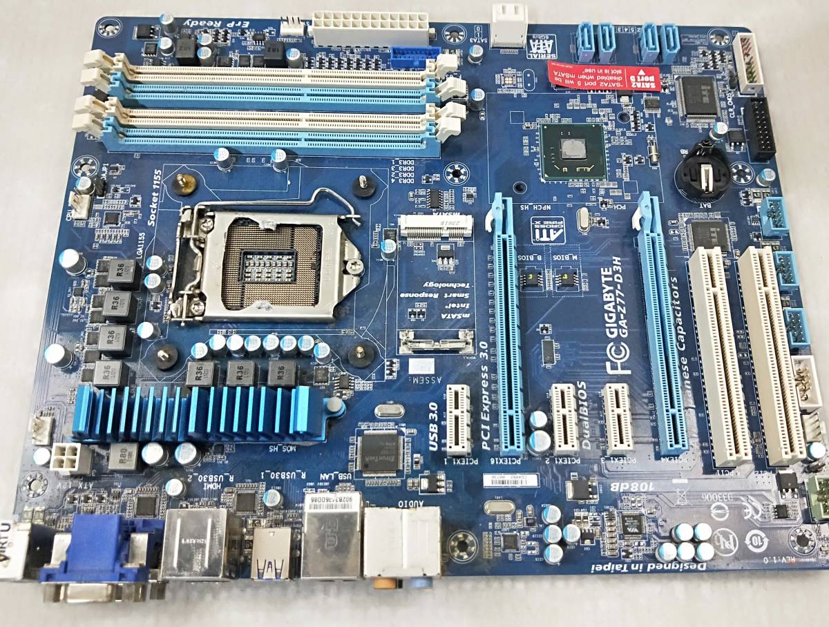 【中古パーツ】BIOS確認のみ、GIGABYTE GA-Z77-D3H マザーボード IOパネル付 LGA1155 ■MB1831拍卖