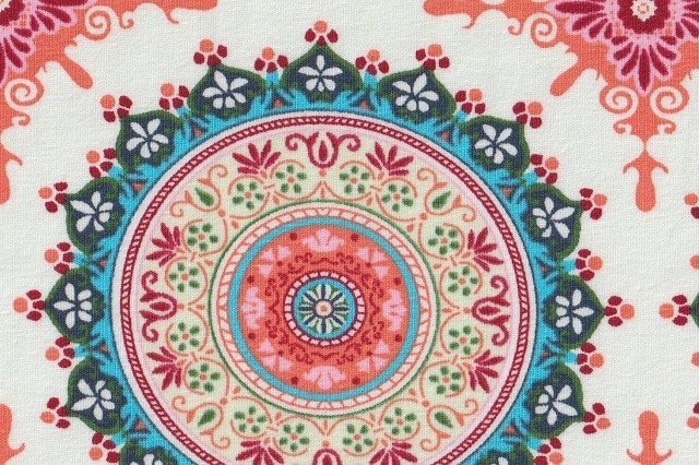 輸入生地コットンジャージ生地 ギッターマン 74×50 マンダラ拍卖