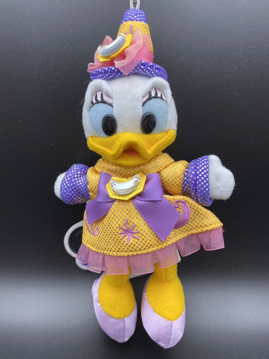 190 TDS 10周年 デイジー ぬいぐるみバッジ TDS TDL TDR ディズニーシー バッチ 未使用 タグ付き ぬいば拍卖