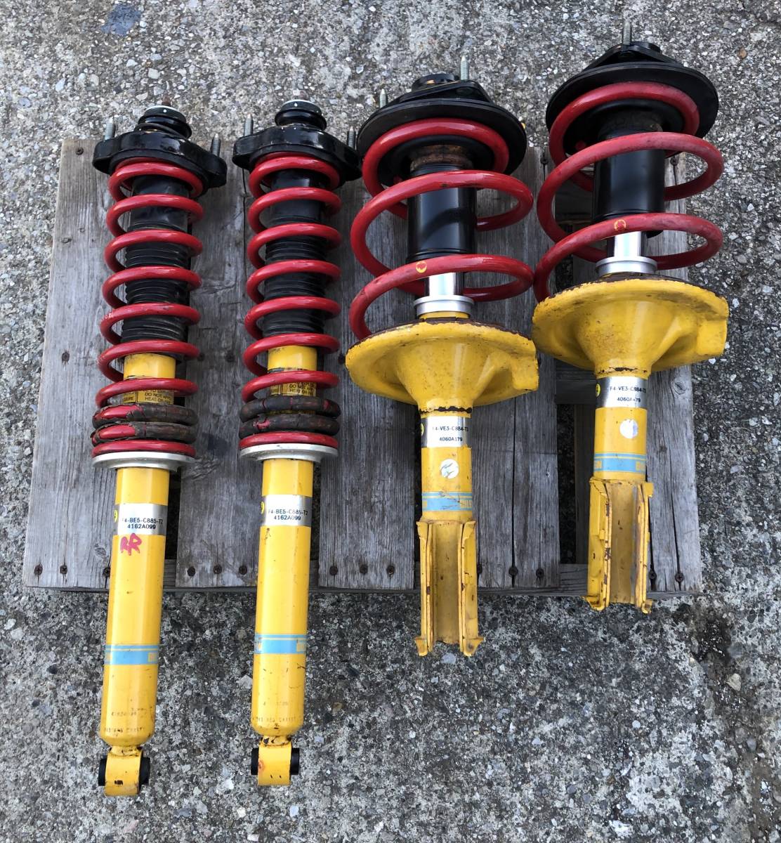 Bilstein ビルシュタイン Germany サスペンションキット サスキット ランエボ10 ランエボX F4-VE3-C884-T3 F4-BE5-C885-T2拍卖
