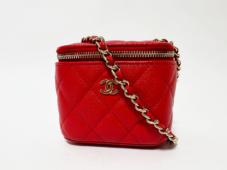 送料無料 CHANEL シャネル キャビアスキン ミニバニティ チェーンショルダーバッグ マトラッセ レッド 31番台 超美品拍卖